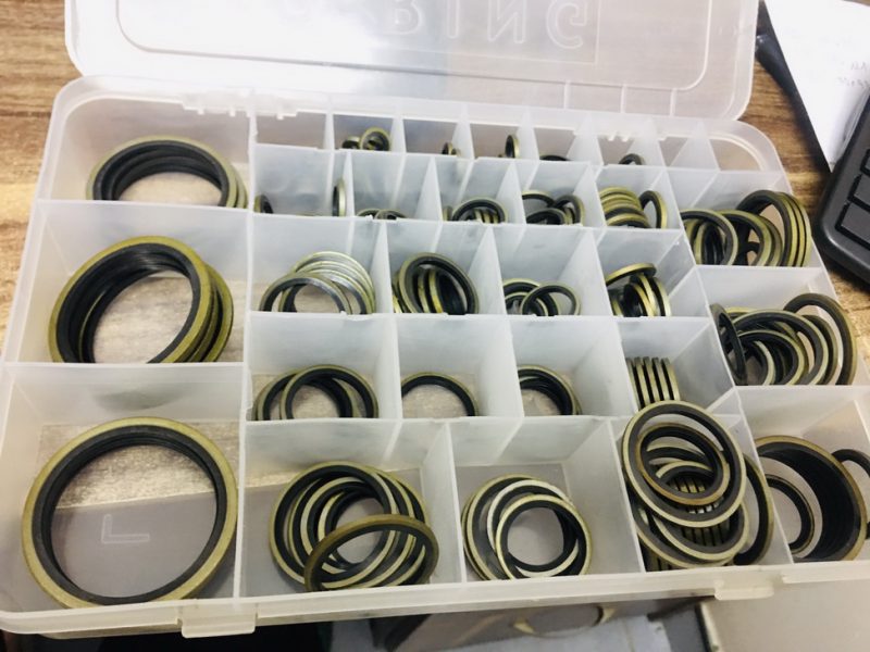 Long-den-phot-chan-dau-hop-dung